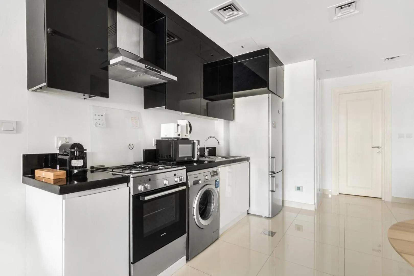 Guestready - White Chic Apartment Dubai 0*,  United Arab Emirates